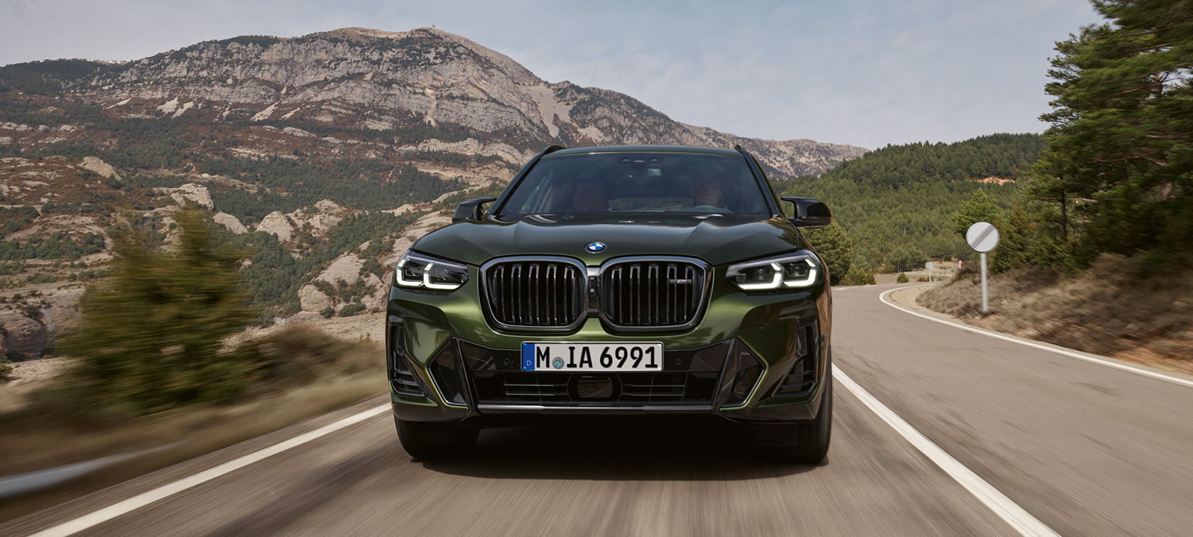 THE FIRST-EVER BMW X3 xDRIVE M40i